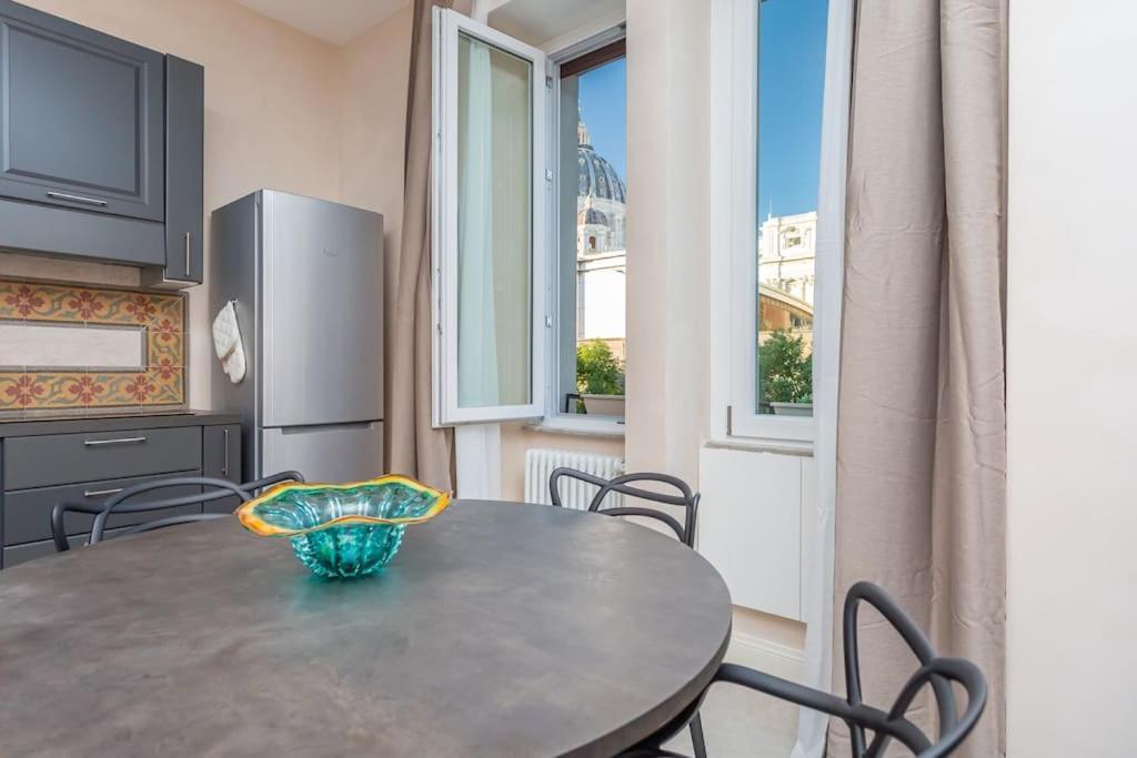 St Peters Dome Breathtaking Views Apartment Рим Екстериор снимка